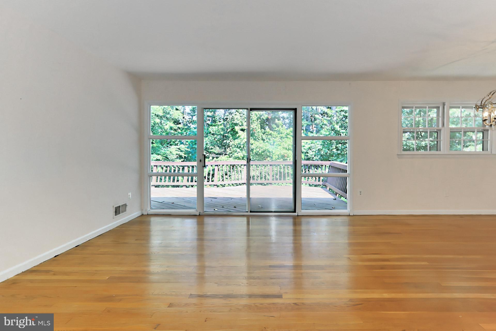 SLEEPY HOLLOW WOODS - Residential