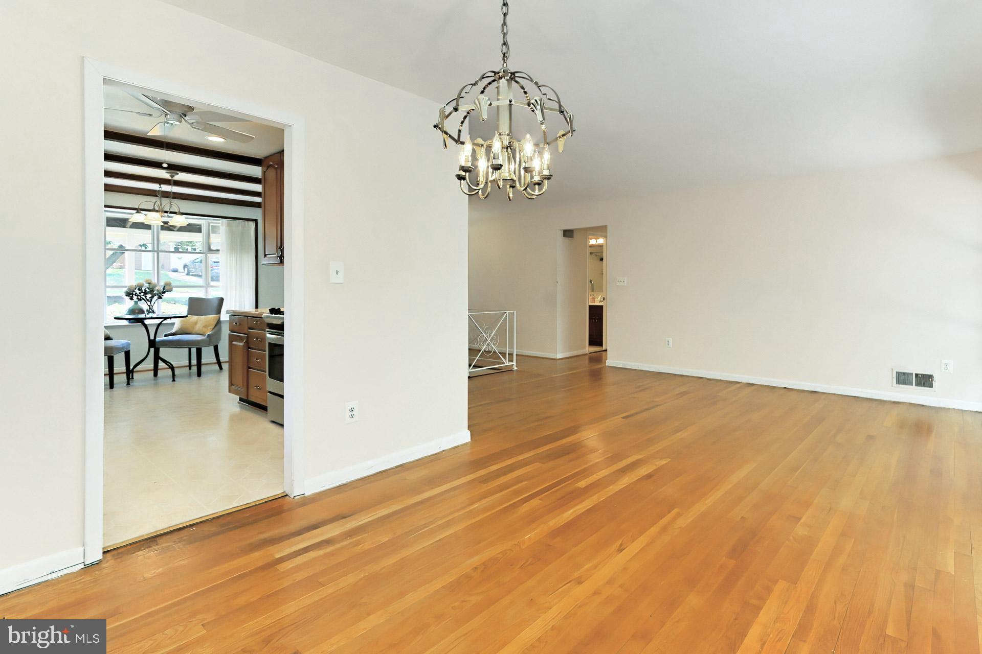 SLEEPY HOLLOW WOODS - Residential