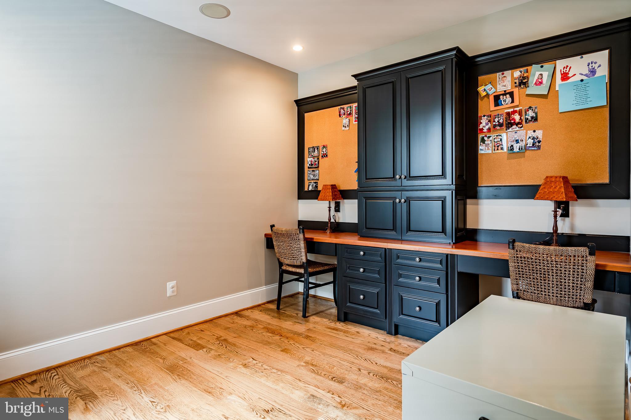 BRICK HOUSE FARM - Residential