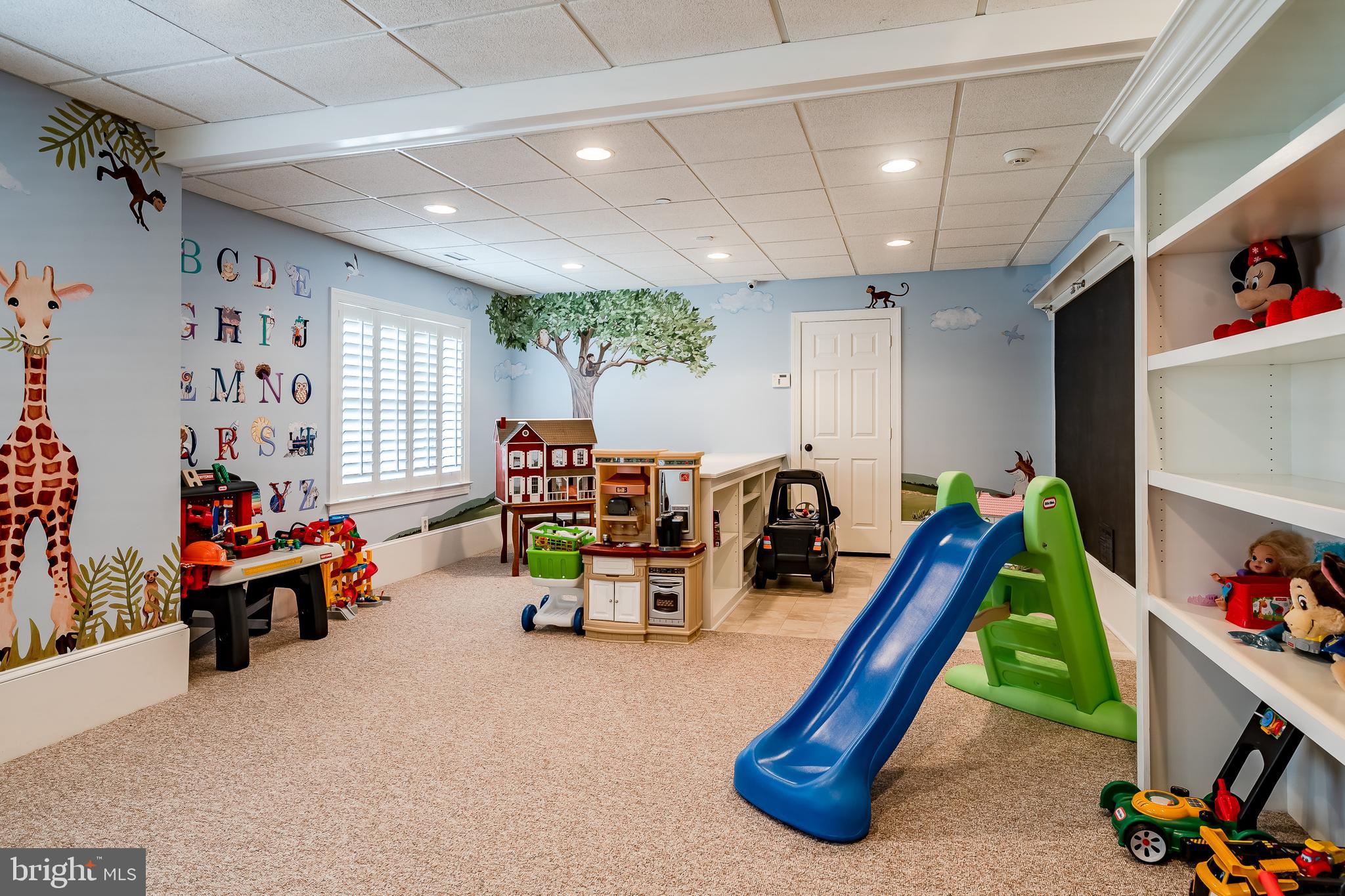 BRICK HOUSE FARM - Residential