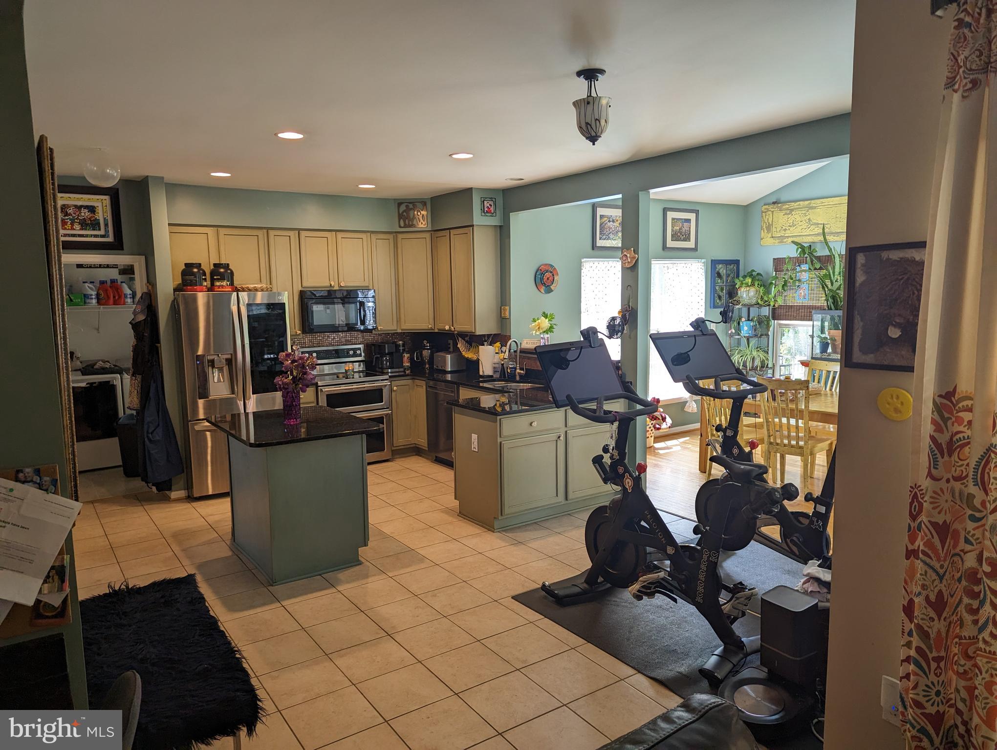 MADDEX FARM - Residential