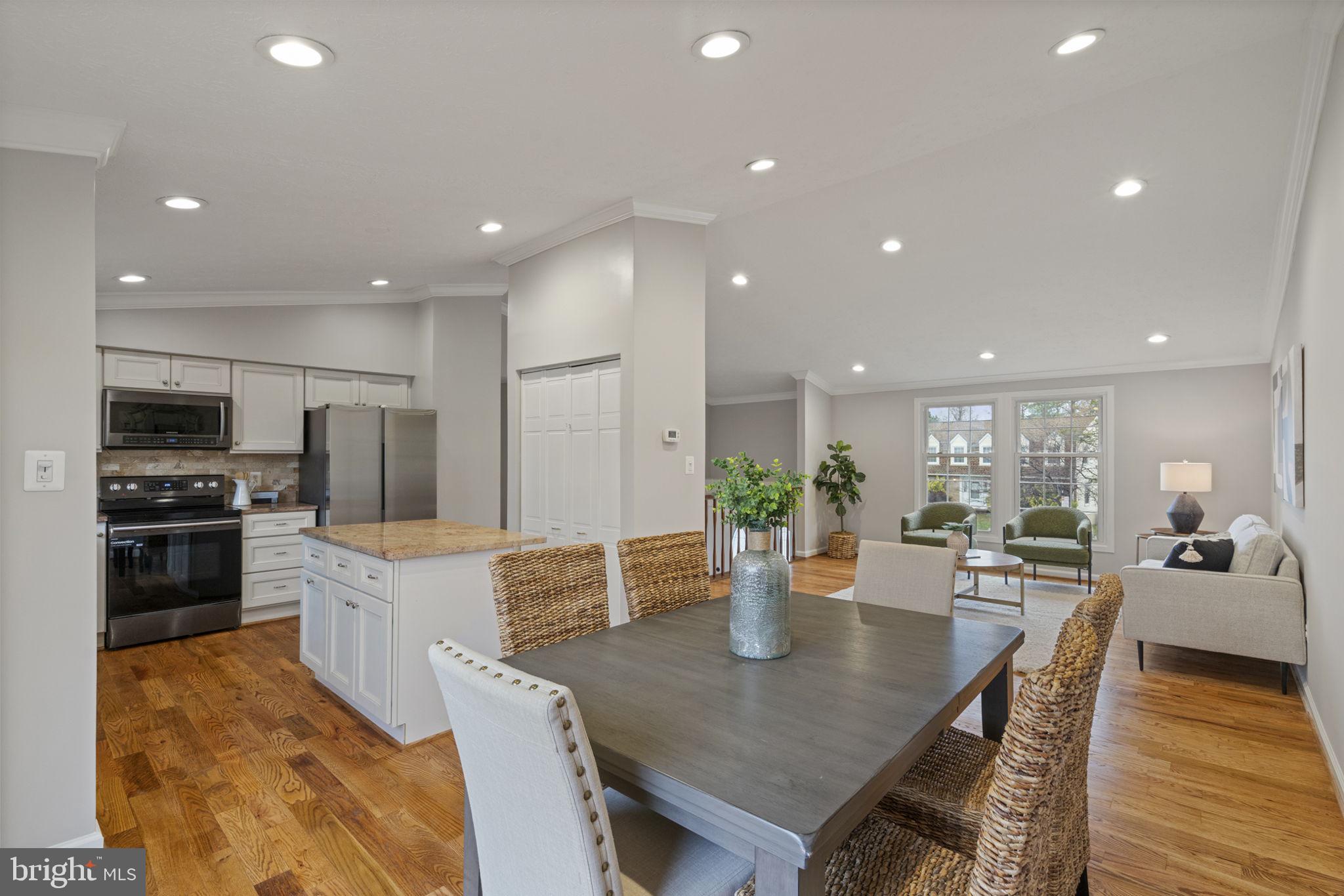 BURKE CENTRE - Residential