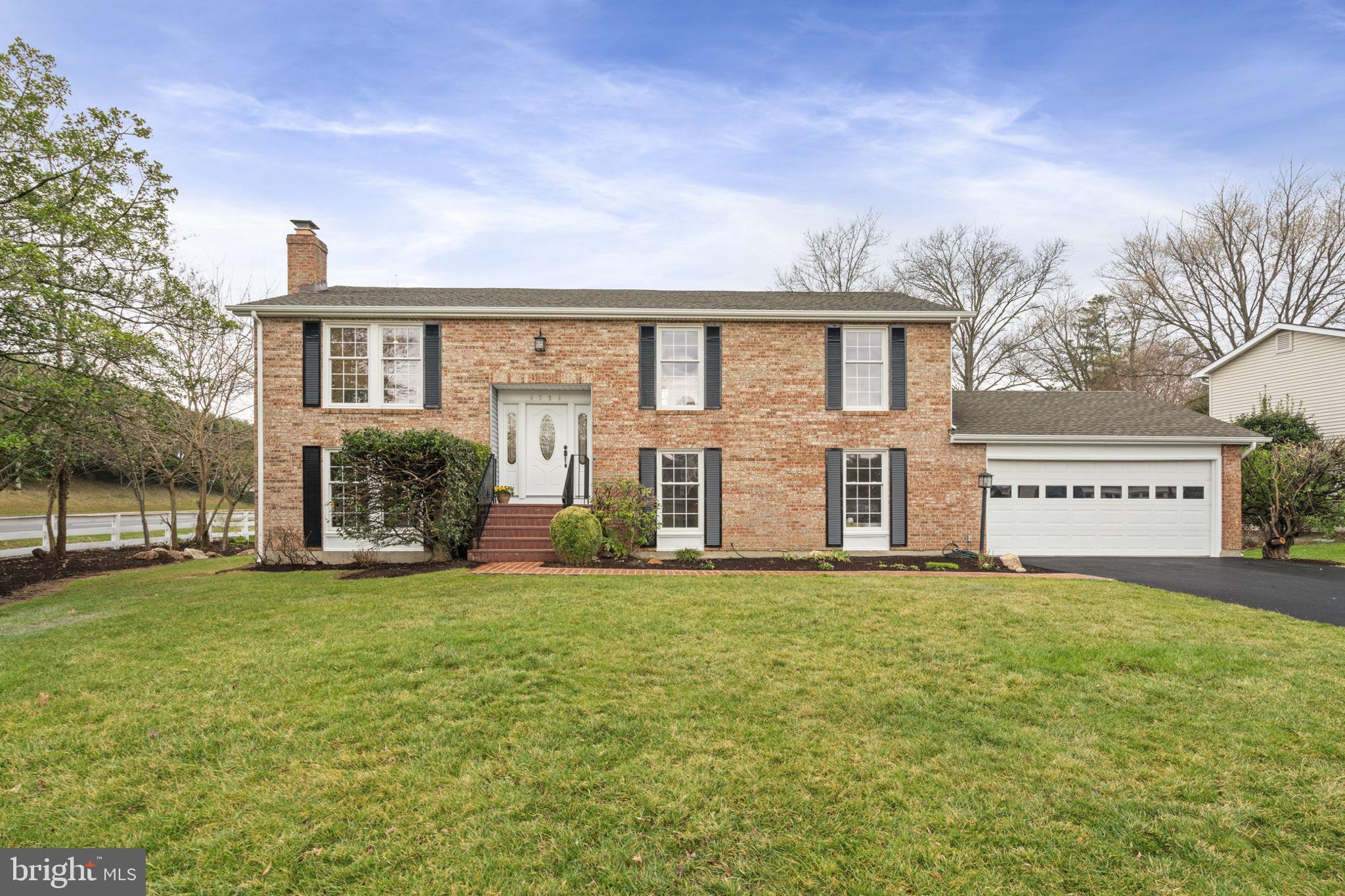 BURKE CENTRE - Residential