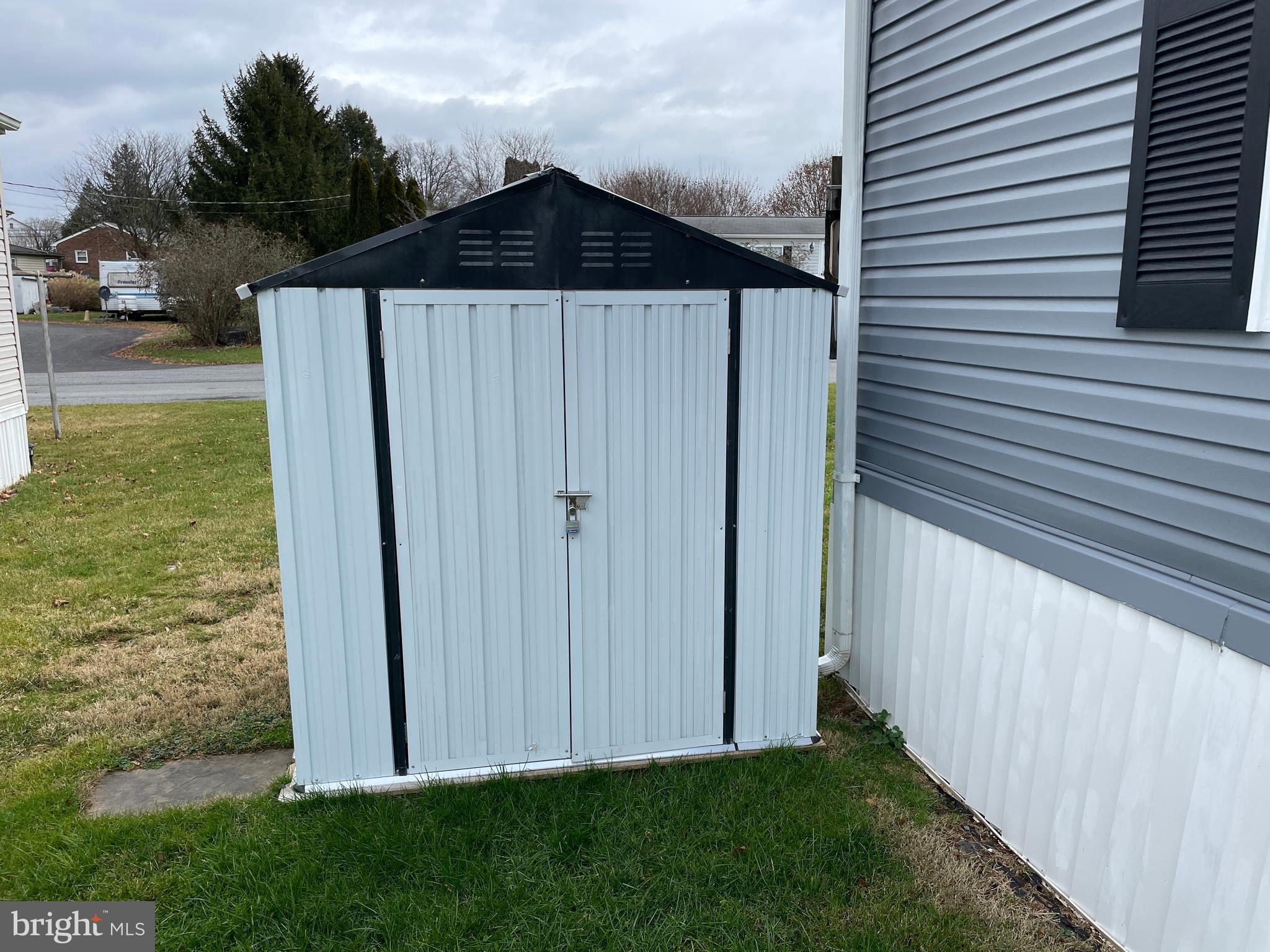 BLUE BELL MOBILE HOME PARK - Residential