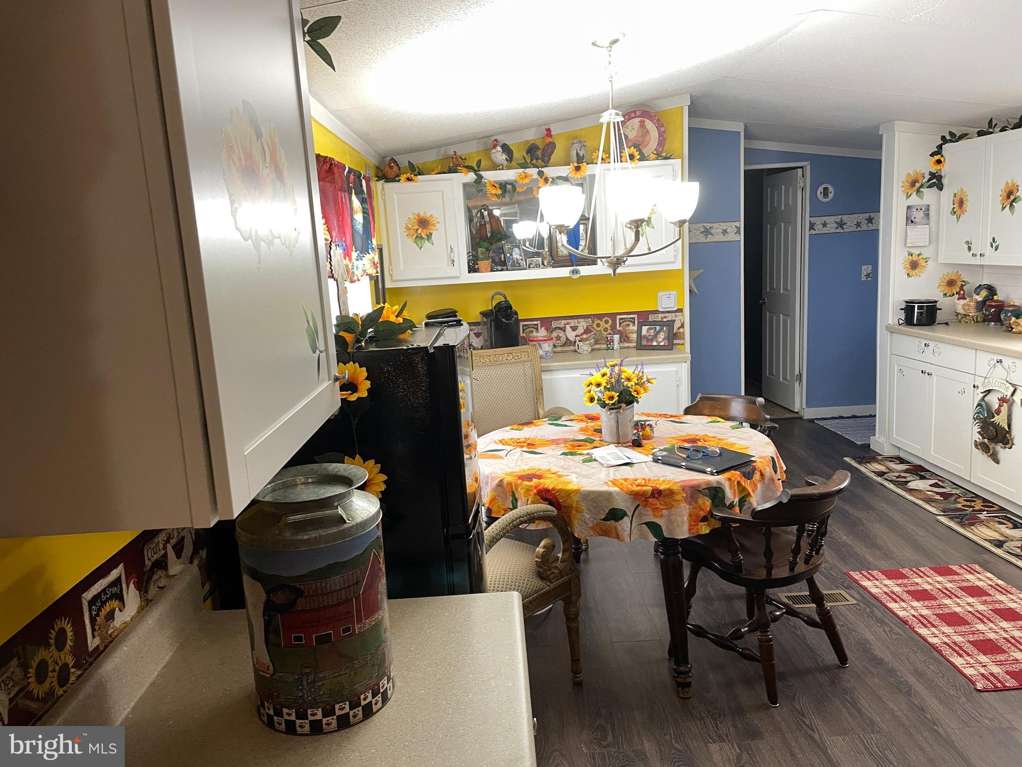 BLUE BELL MOBILE HOME PARK - Residential