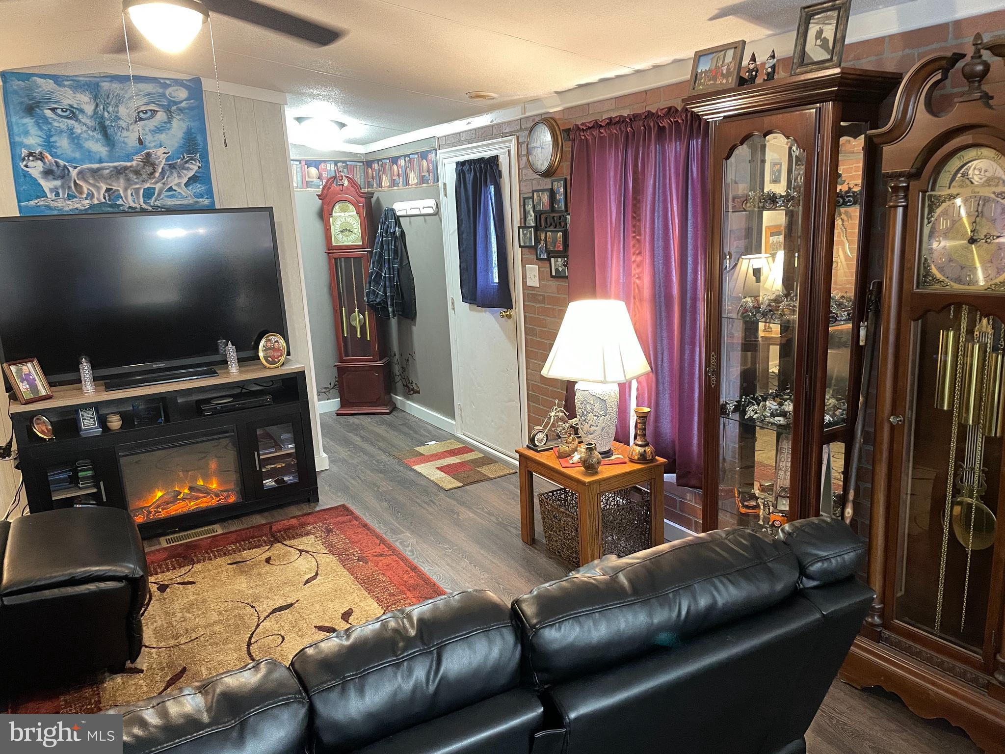BLUE BELL MOBILE HOME PARK - Residential