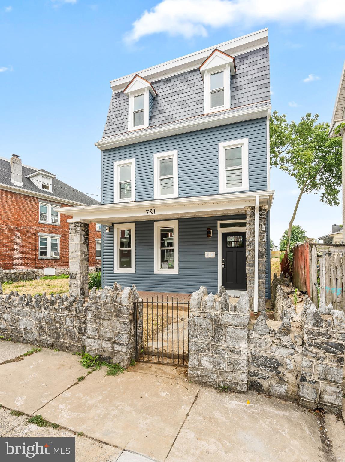 753 Apt A W WASHINGTON STREET