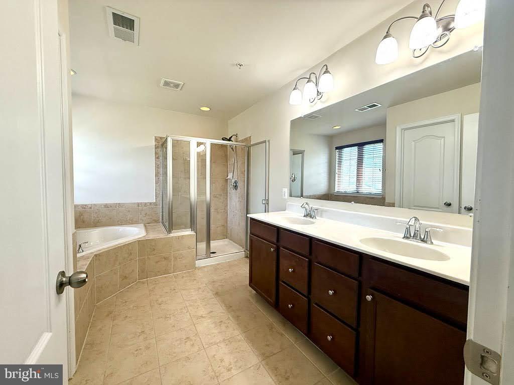 GLENEAGLES SOUTH - Residential