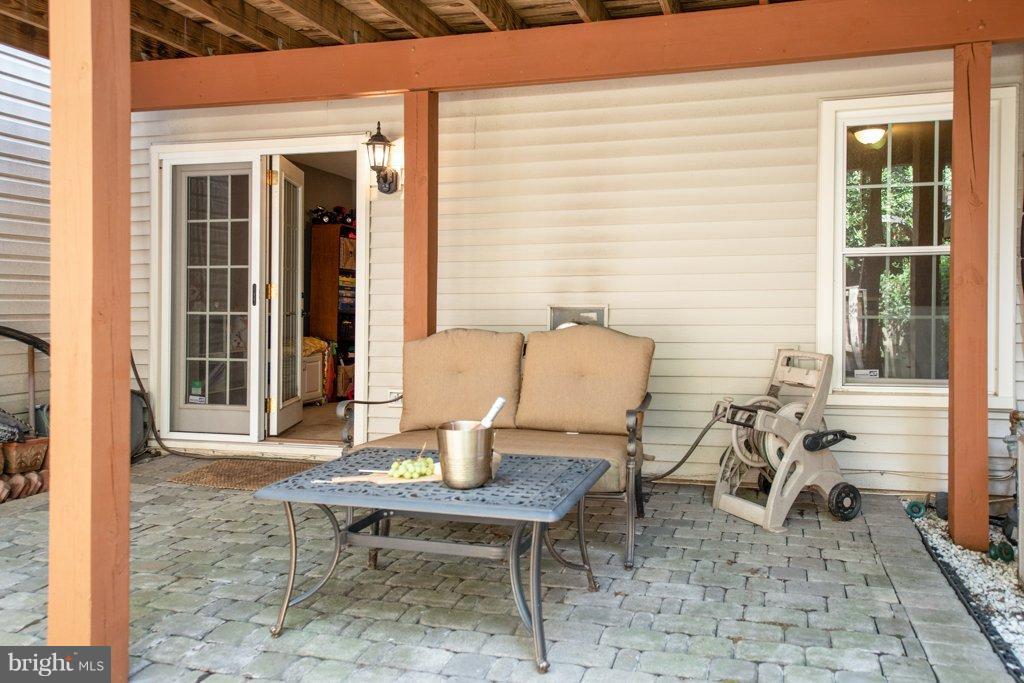 LIFESTYLE AT SULLY STATION - Residential