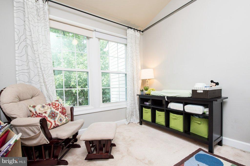 LIFESTYLE AT SULLY STATION - Residential