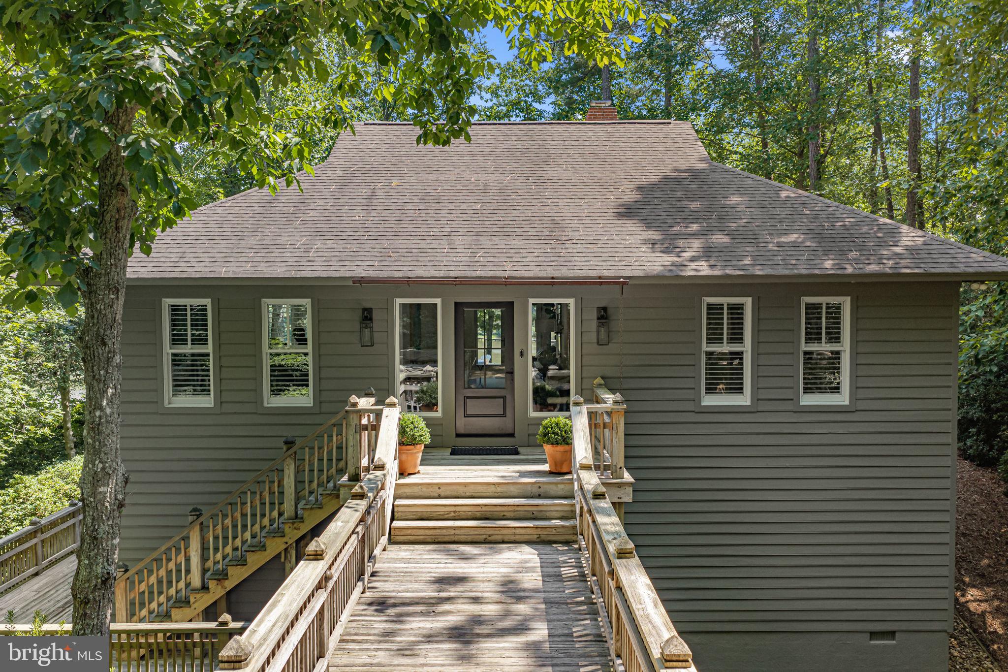 1574 RIVERWOOD DRIVE