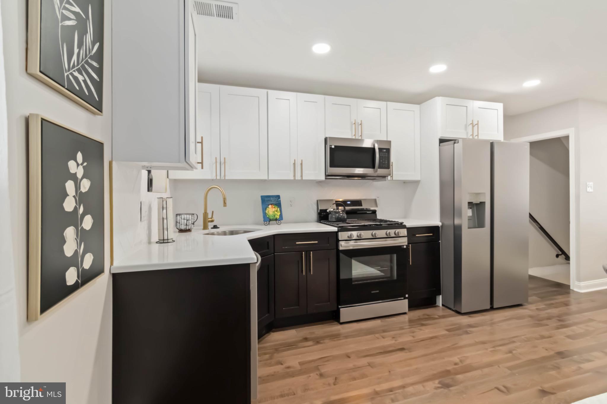 WEST OAK LANE - Residential