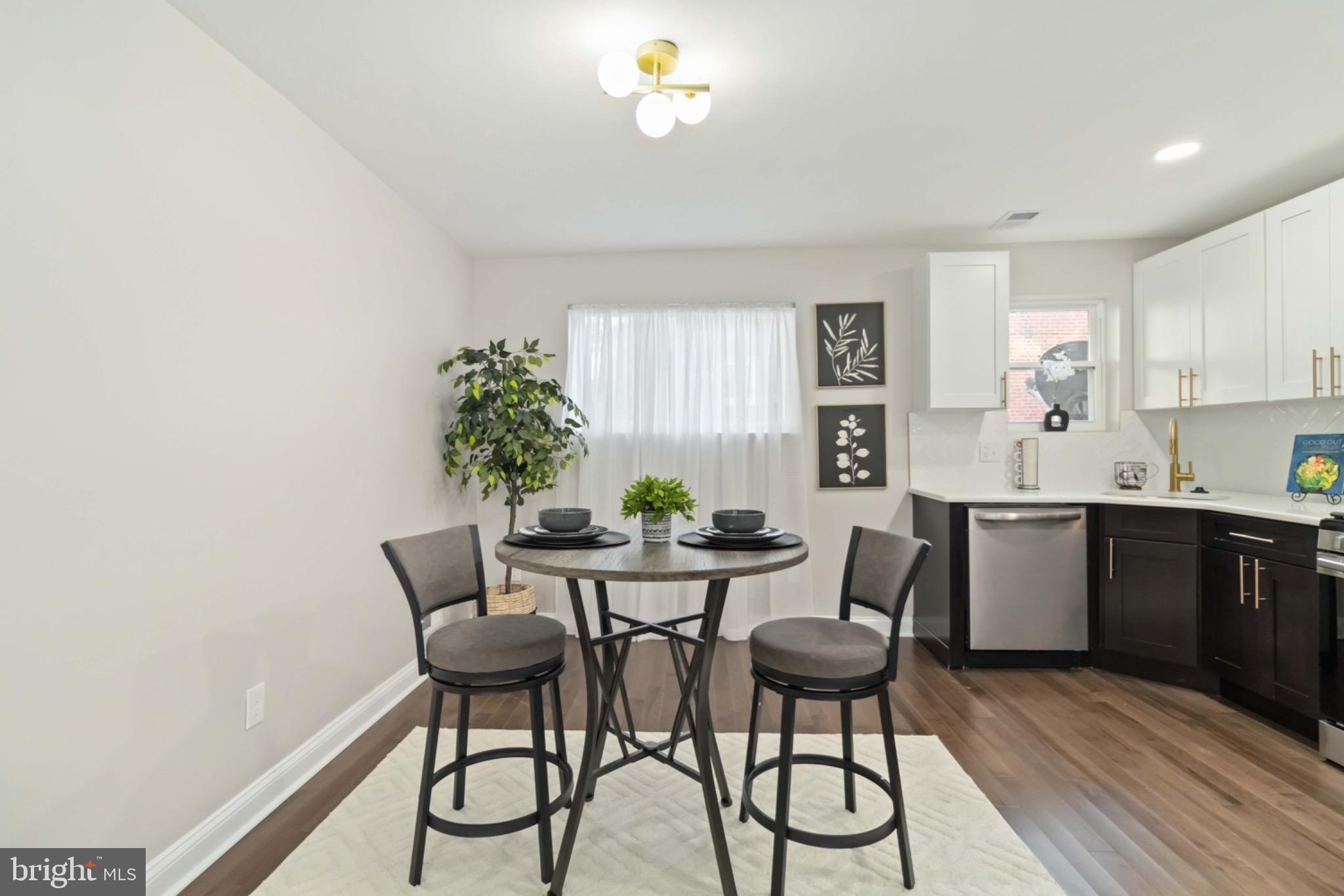 WEST OAK LANE - Residential