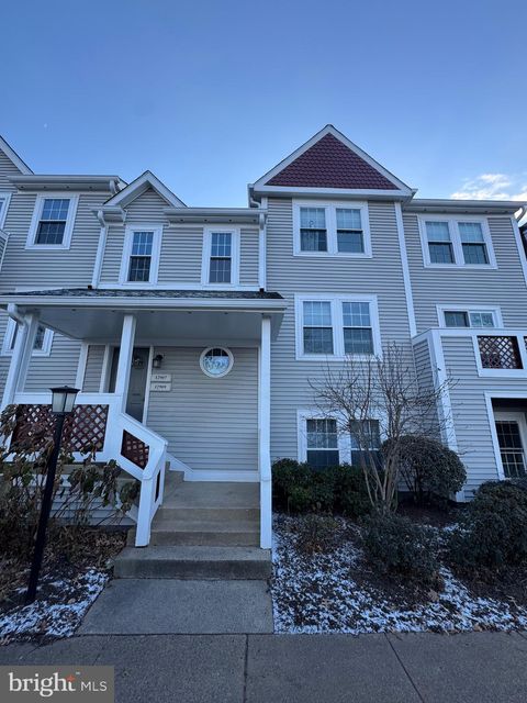 12909 ROUTE 50 12909A FAIRFAX VA 22033