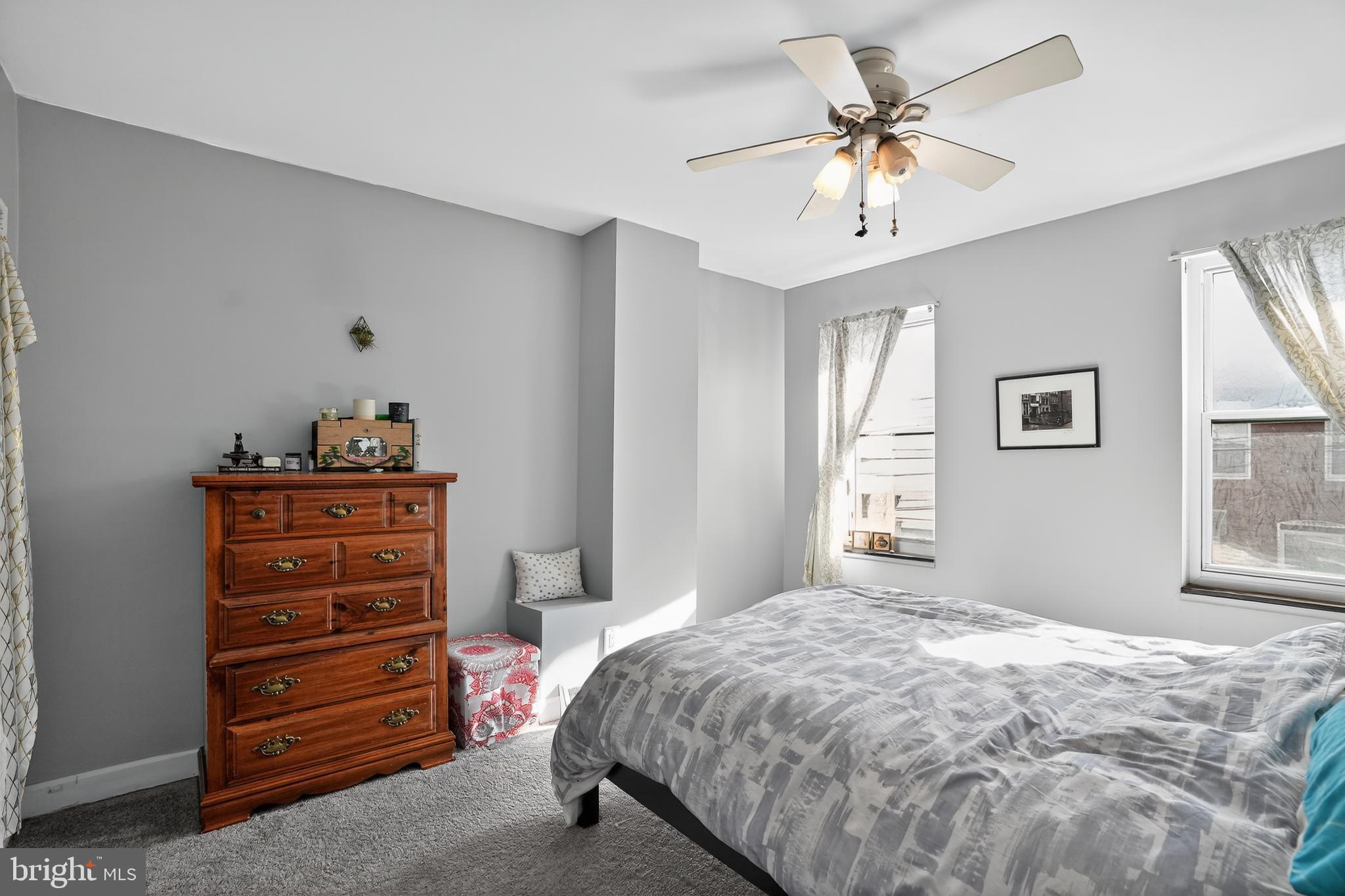 PORT RICHMOND - Residential