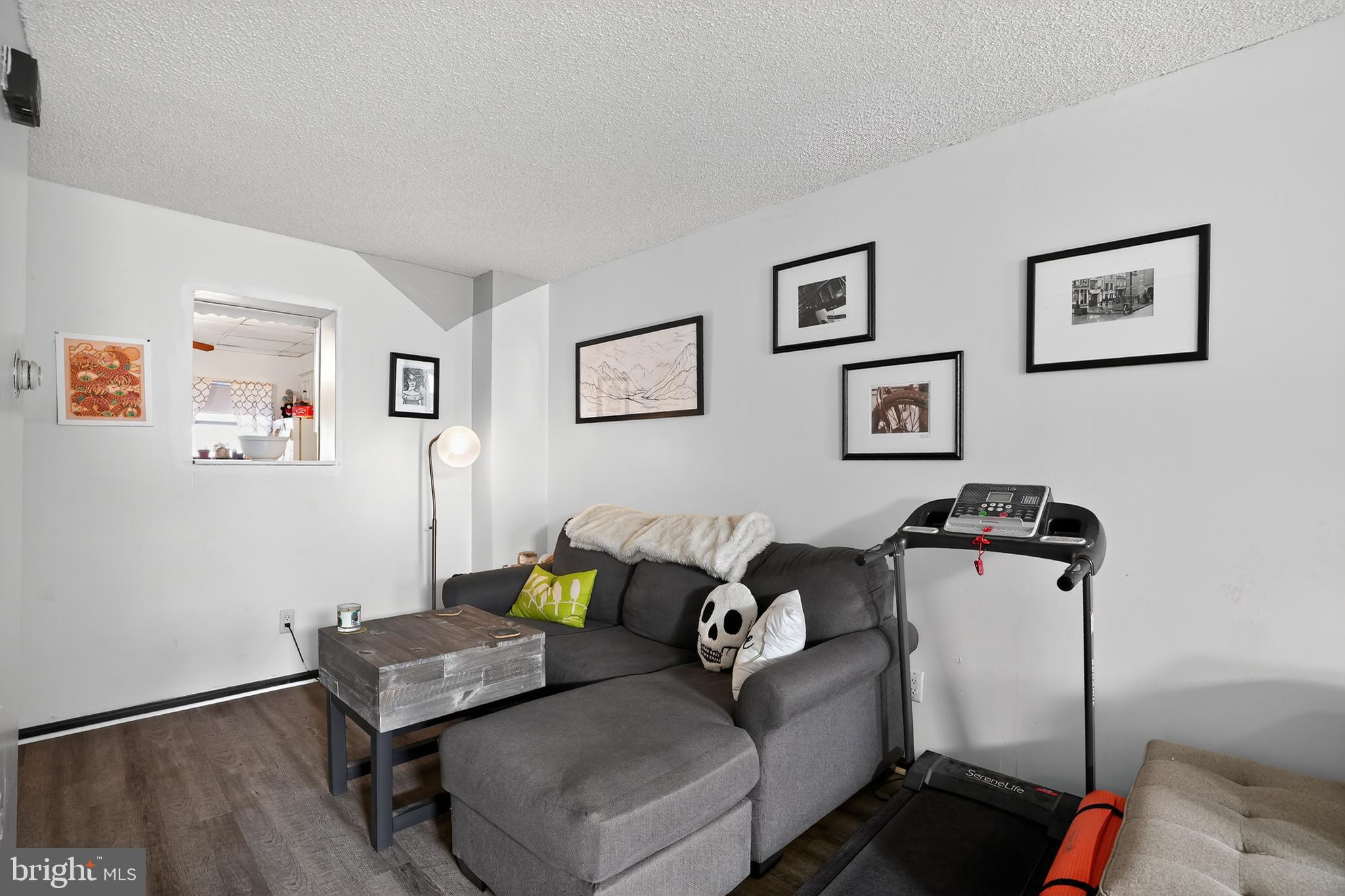 PORT RICHMOND - Residential