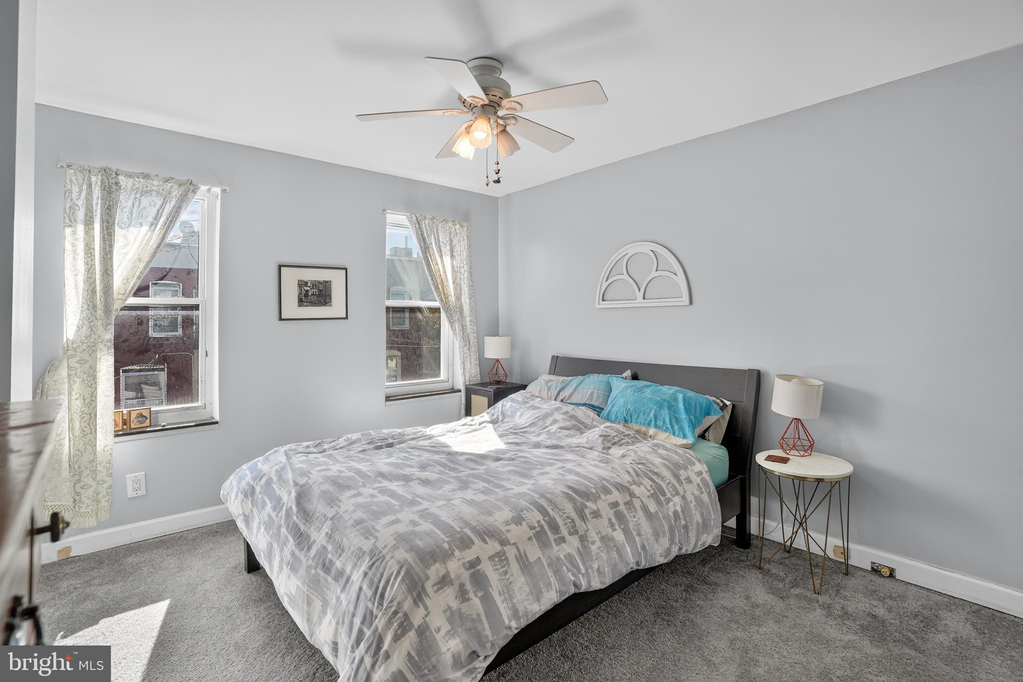 PORT RICHMOND - Residential