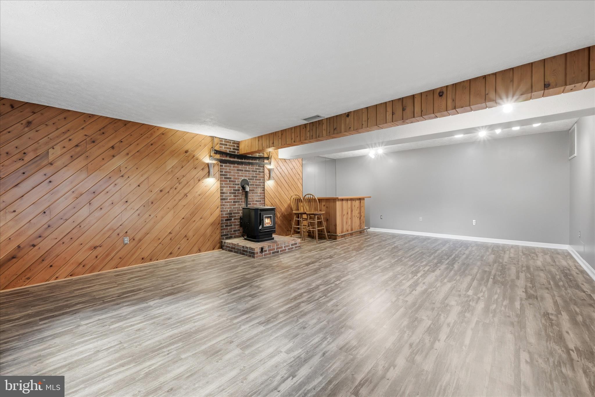 GREENBRIAR VILLAGE - Residential