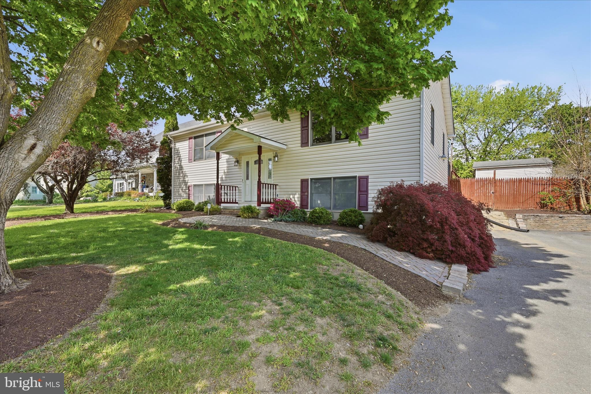 GREENBRIAR VILLAGE - Residential