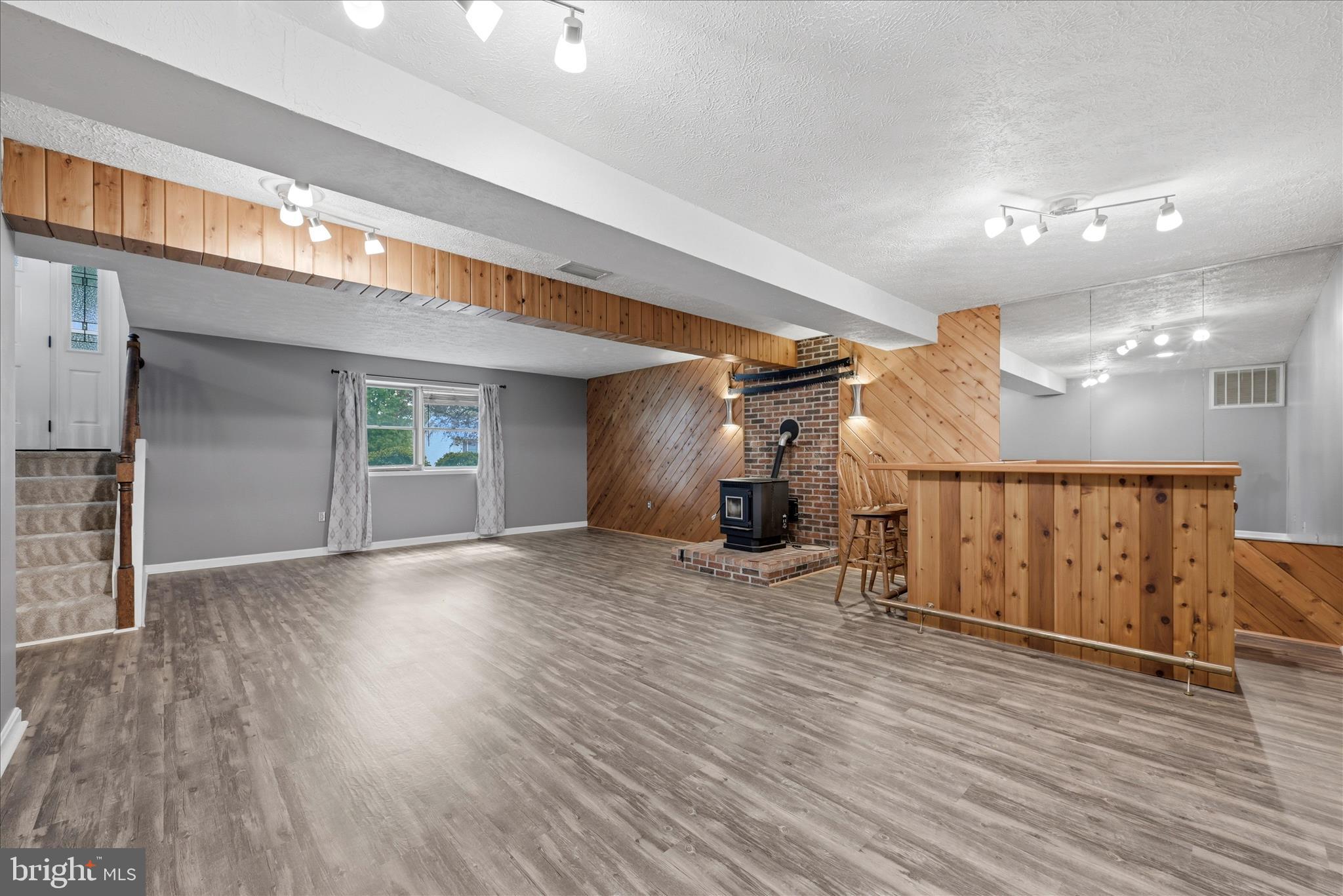 GREENBRIAR VILLAGE - Residential