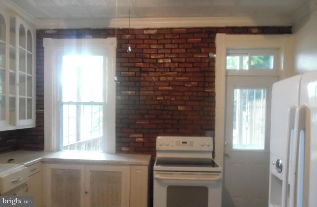 WAVERLY - Residential