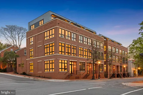 227 S Union Street, Alexandria, VA MLS: VAAX2044568