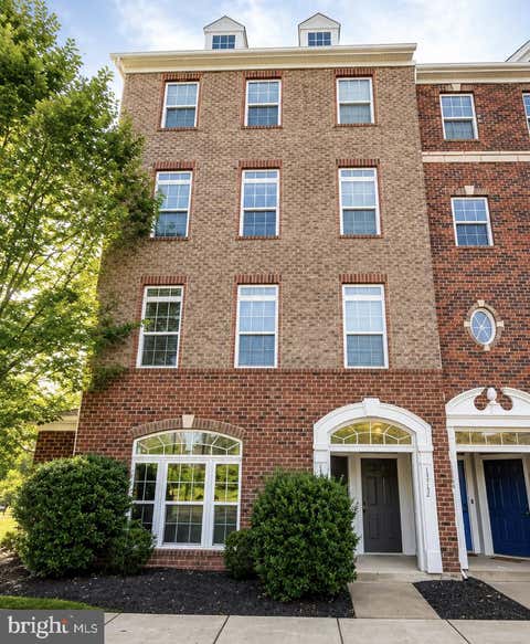 Photo of 13752 Earhart Circle #10R, HERNDON, VA 20171 (MLS # VAFX2326358)