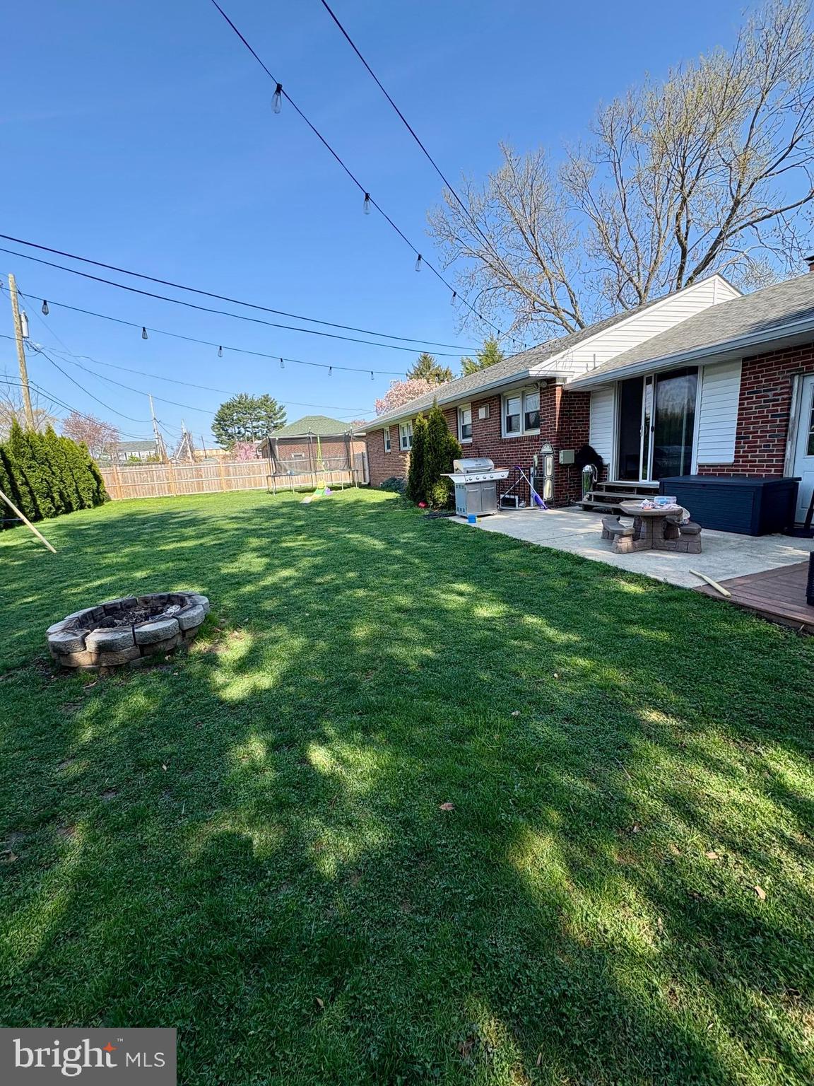 MEADOWBROOK - Residential