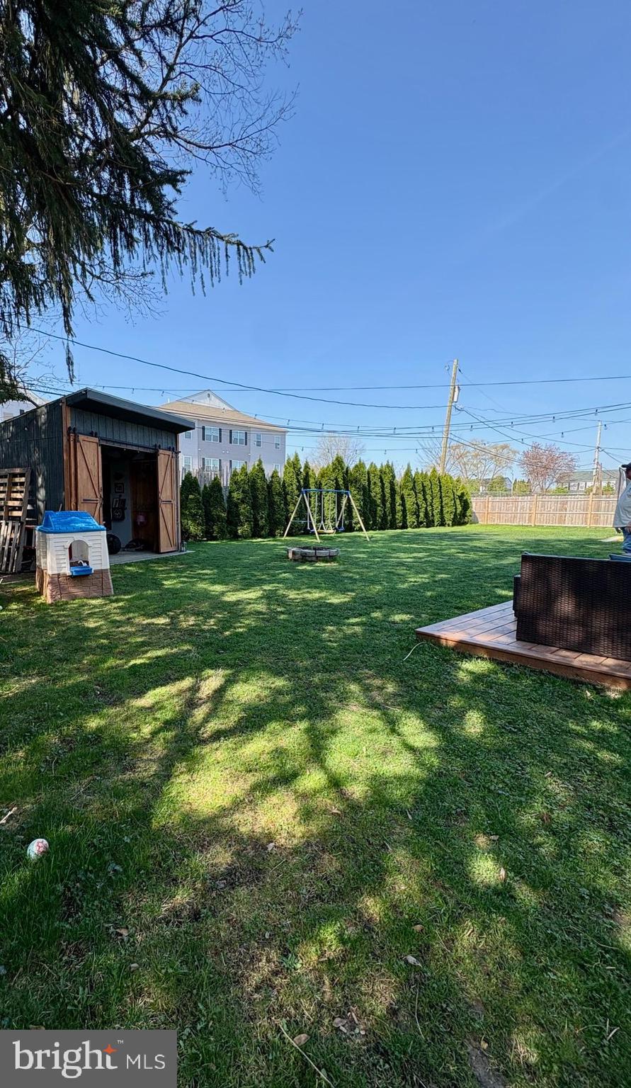 MEADOWBROOK - Residential