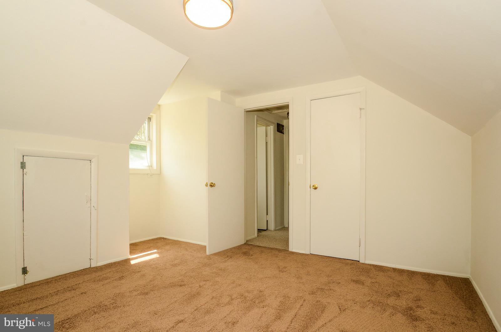 MANASSAS PARK - Residential