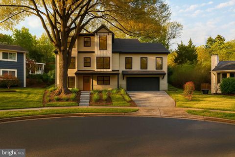 2700 BRYAN PLACE ALEXANDRIA VA 22302