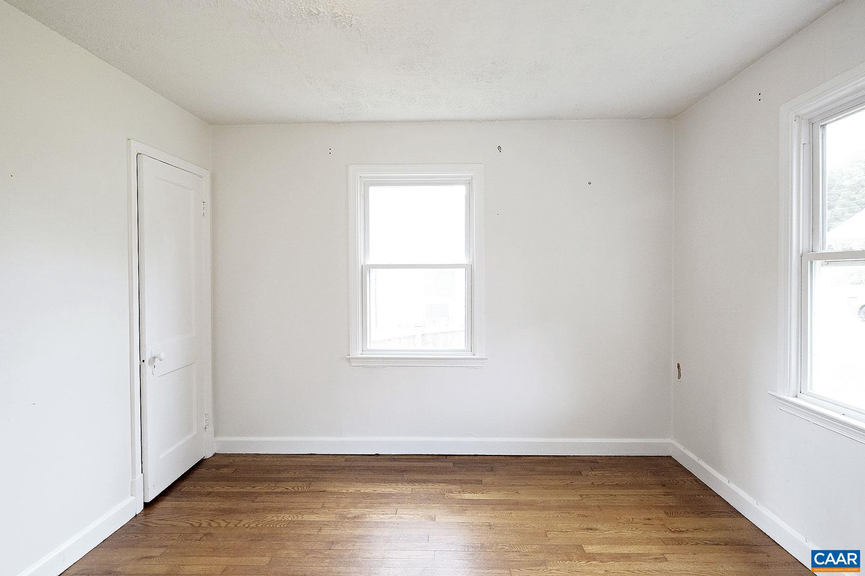 BELMONT - Residential