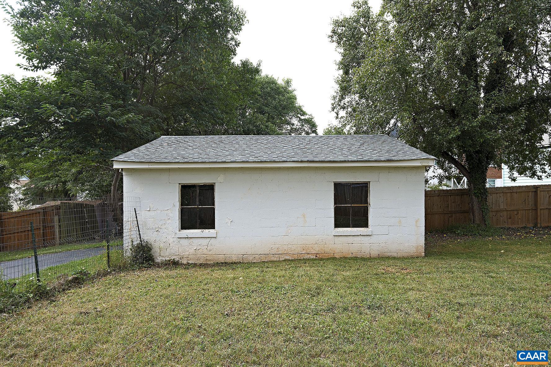 BELMONT - Residential