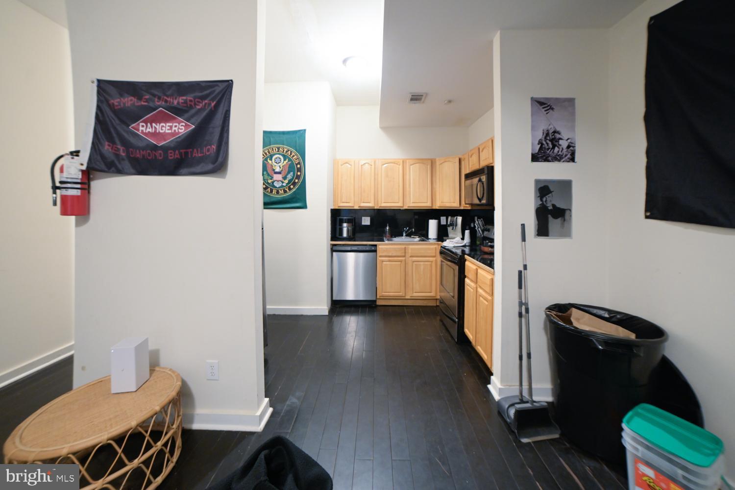 TEMPLE UNIVERSITY - Residential Lease