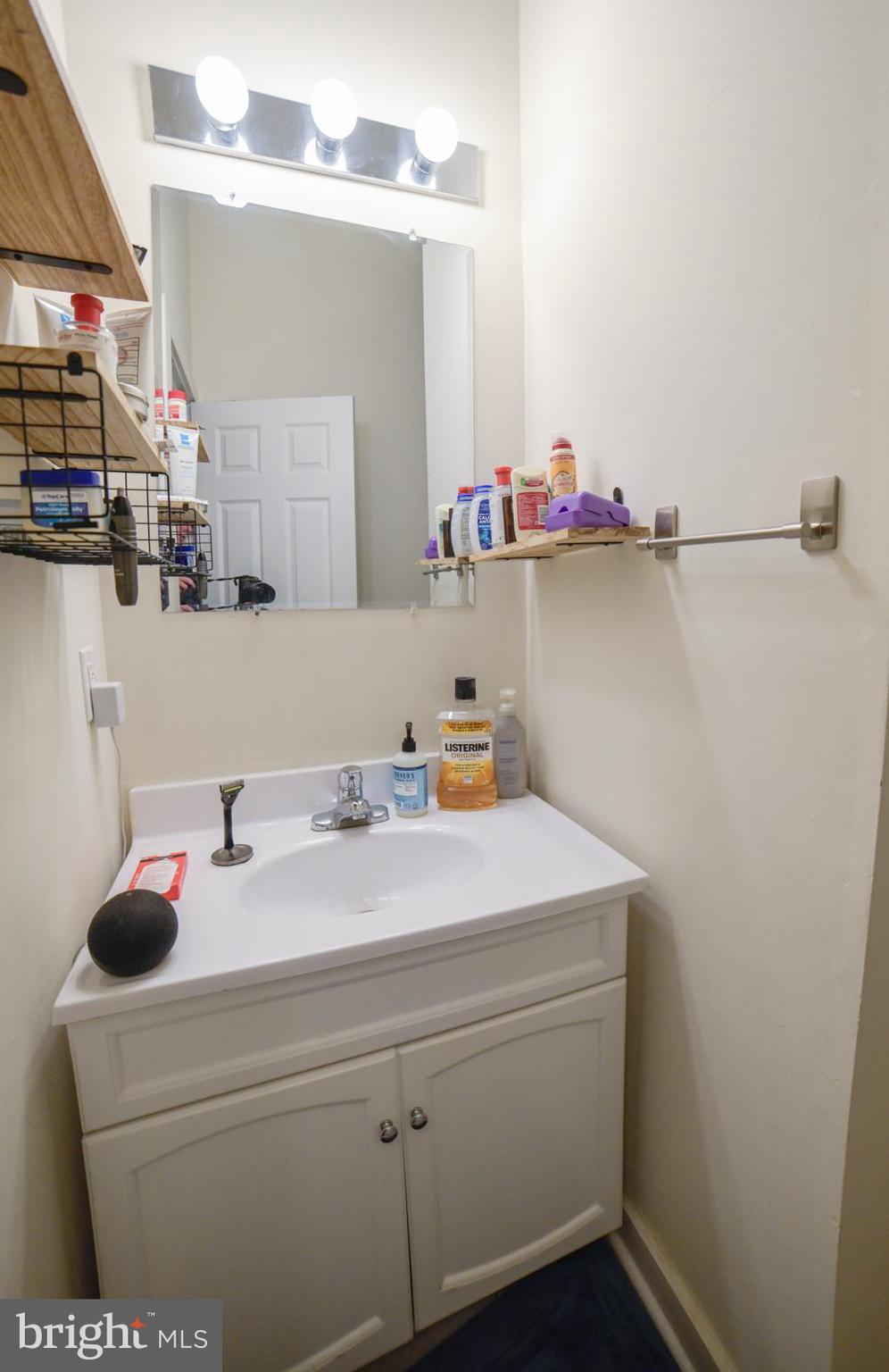 TEMPLE UNIVERSITY - Residential Lease