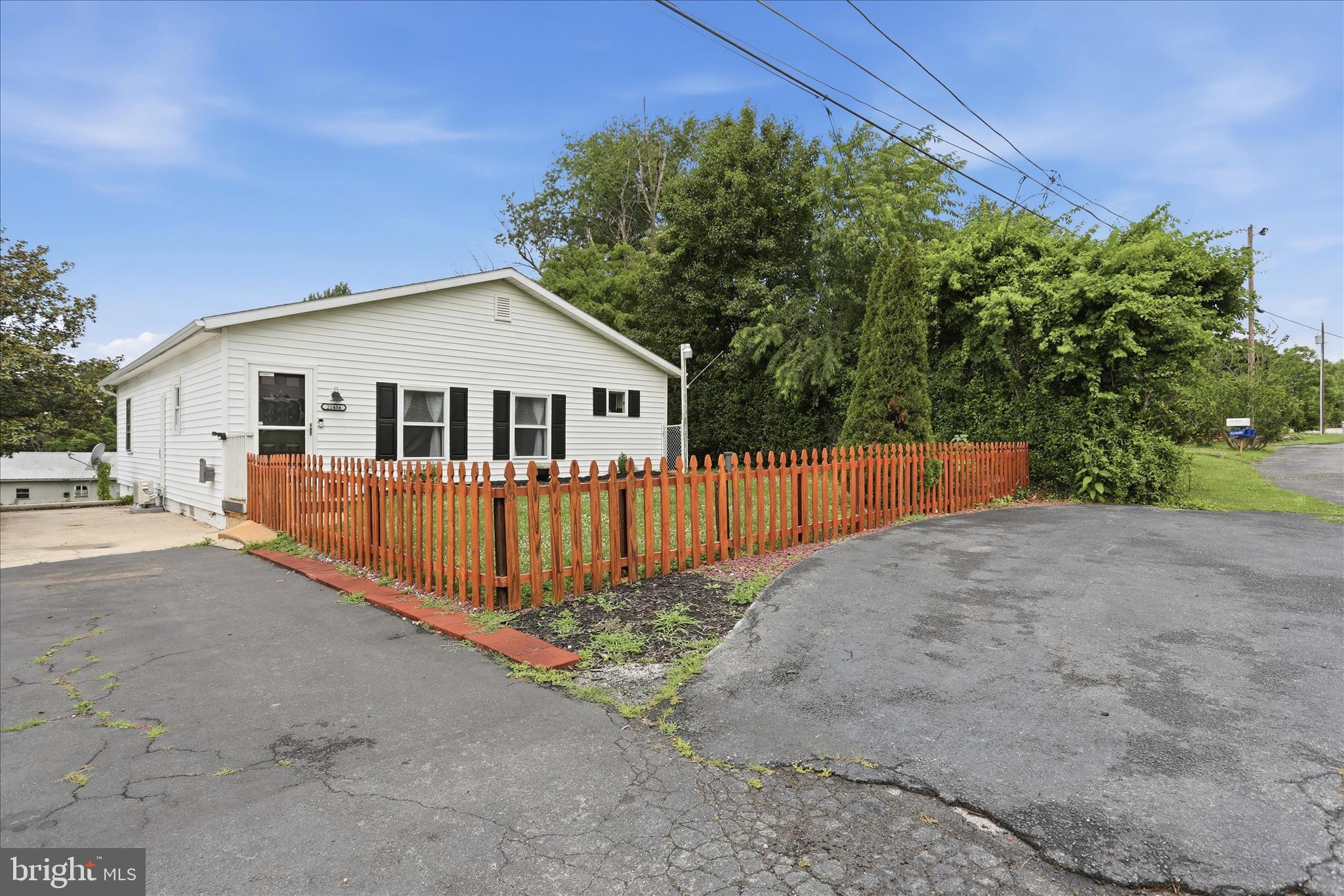 21434 GREENBRIER ROAD