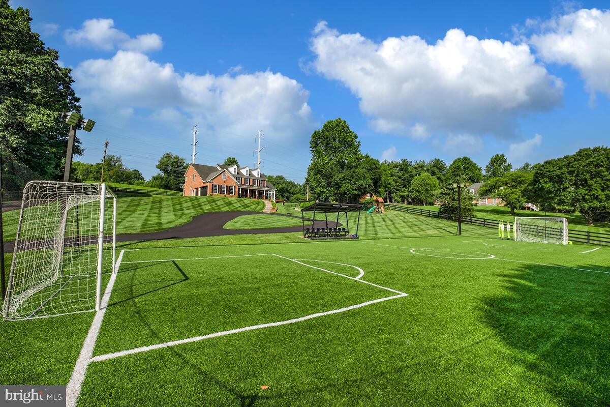 ANCIENT OAK - Residential