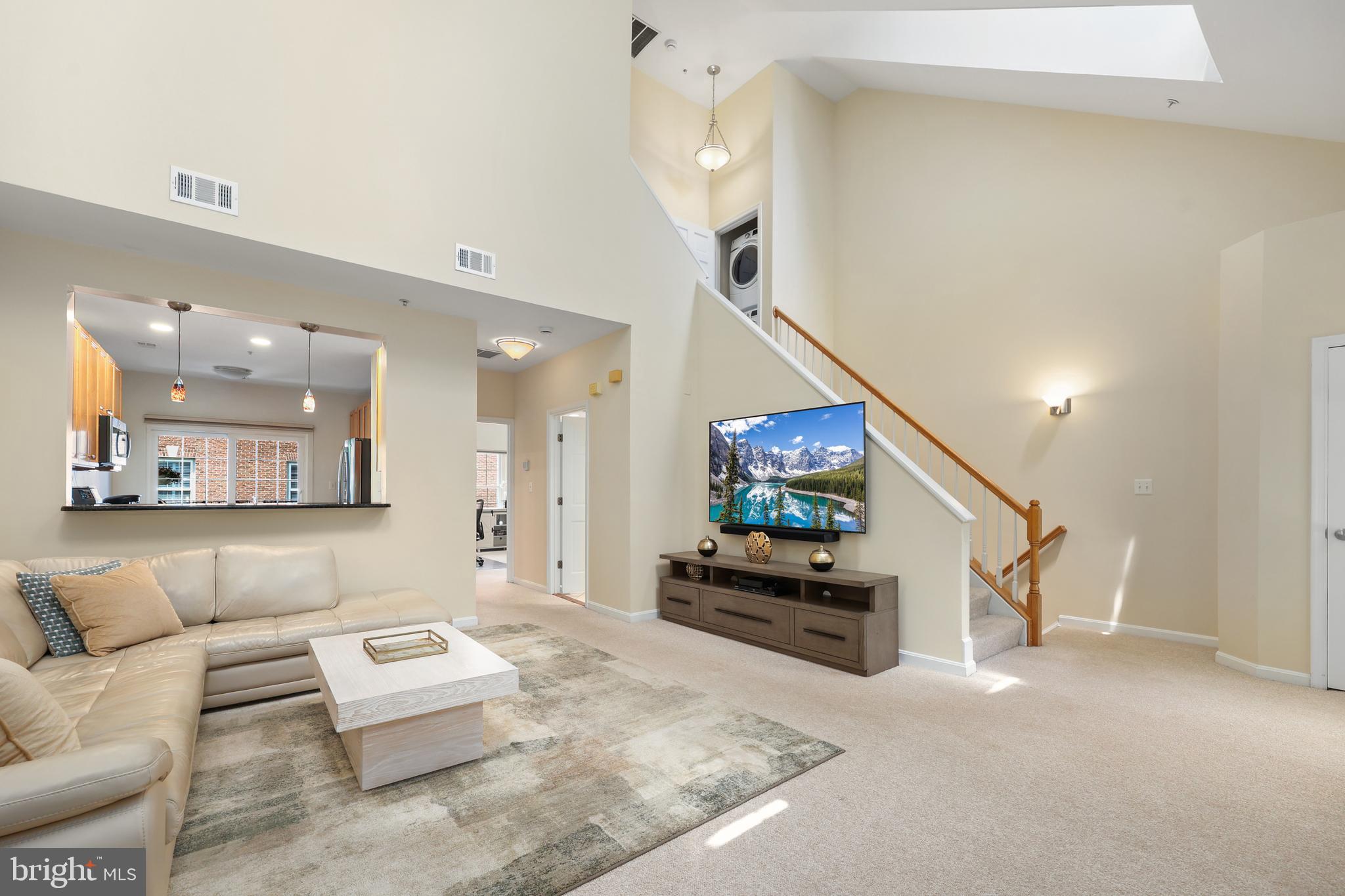 1602 HUNTING CREEK DRIVE B