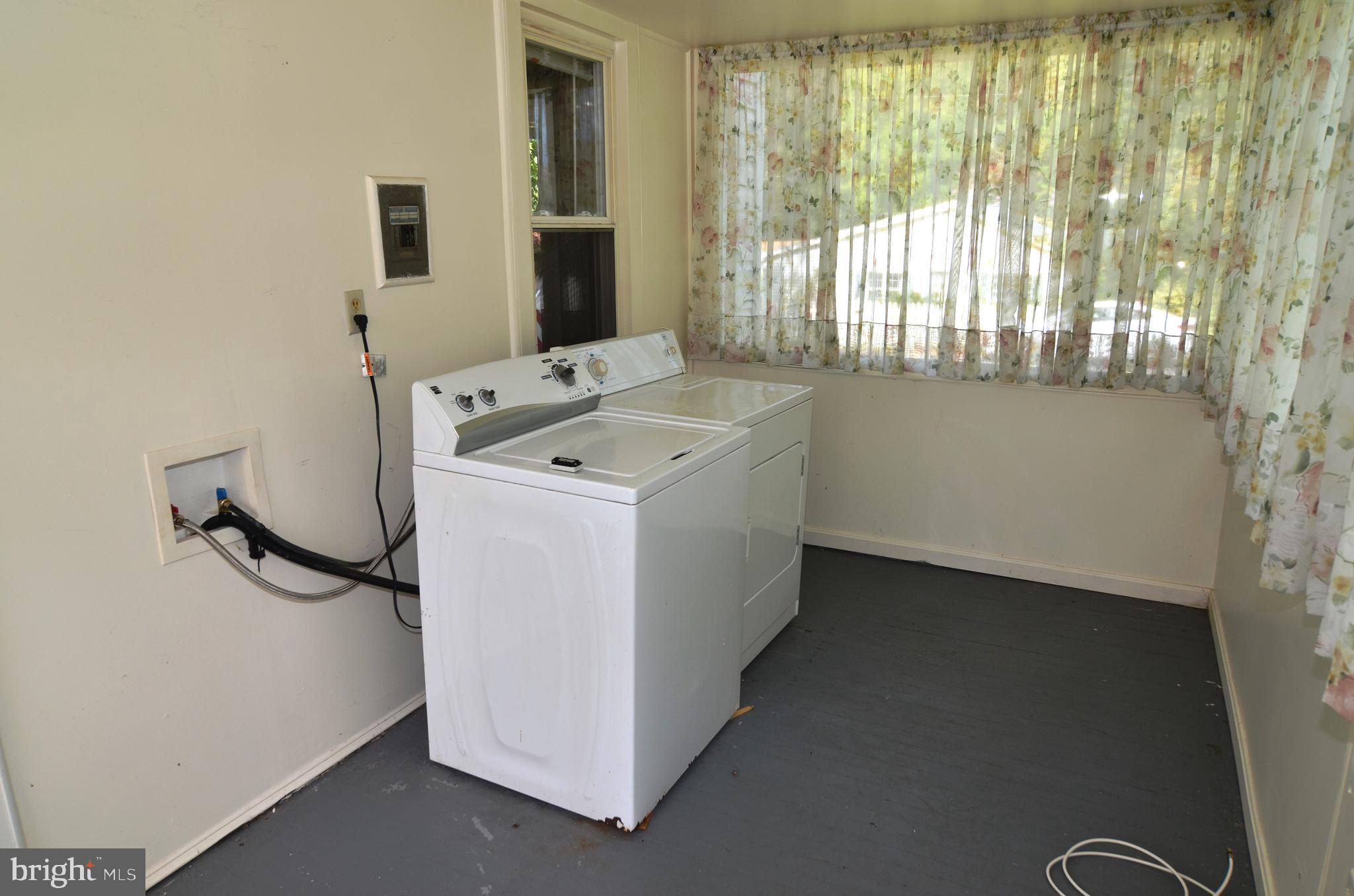 DARES BEACH - Residential Lease