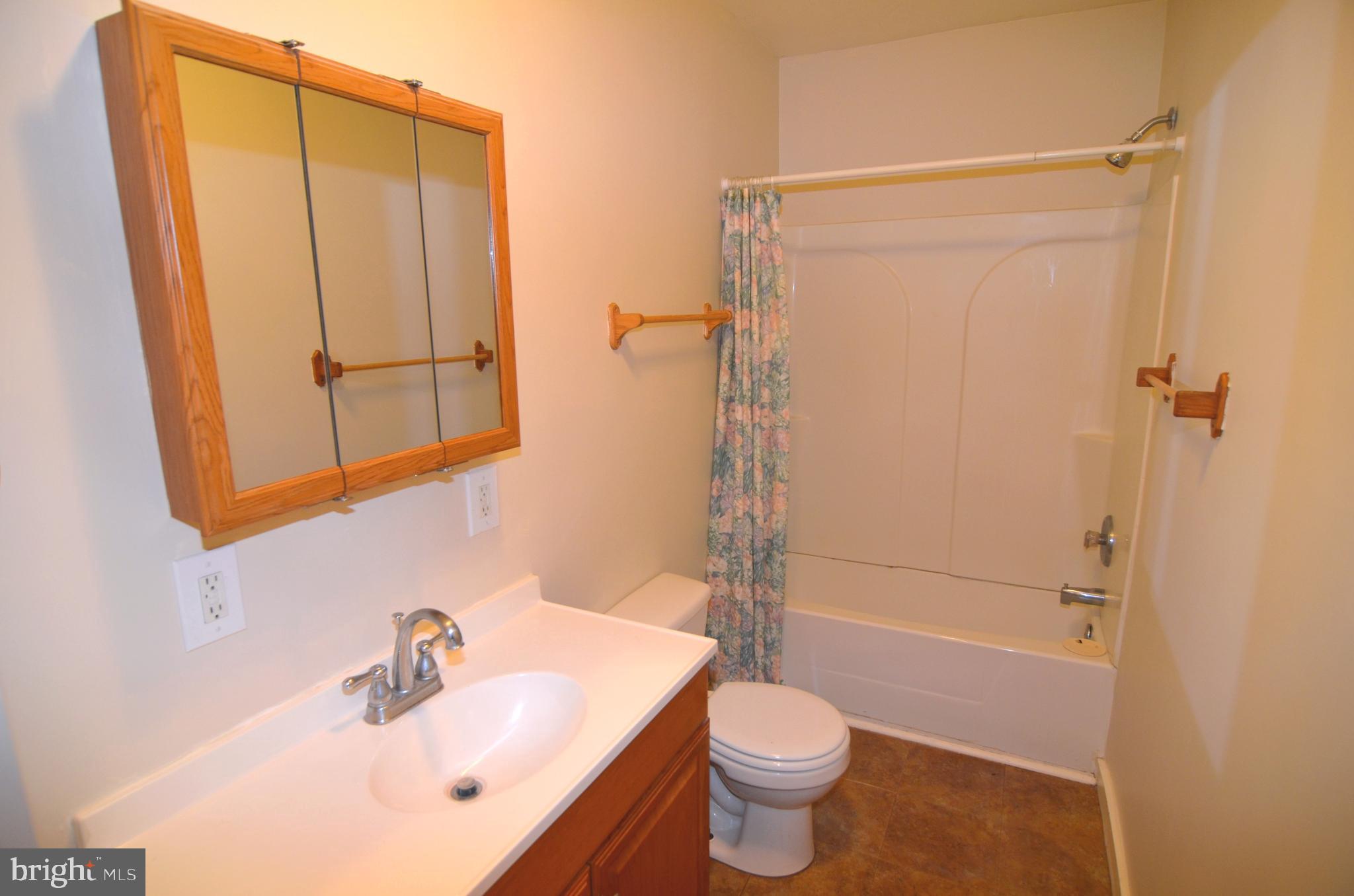 DARES BEACH - Residential Lease