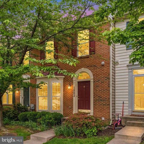 Photo of 5803 Whiterose Way, NEW MARKET, MD 21774 (MLS # MDFR2081024)