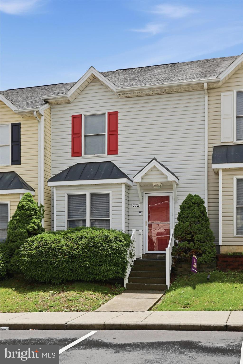 770 MERLINS WAY