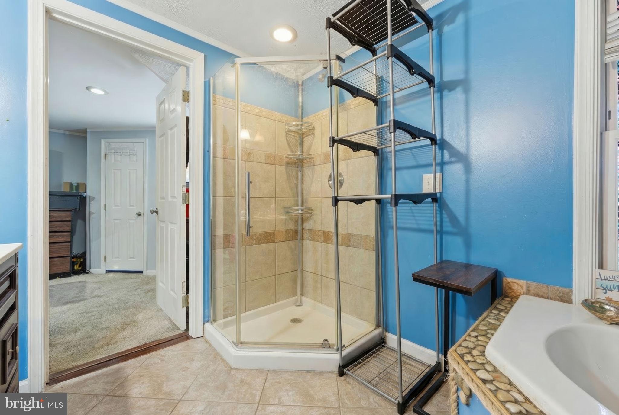 NONAVAILABLE - Residential