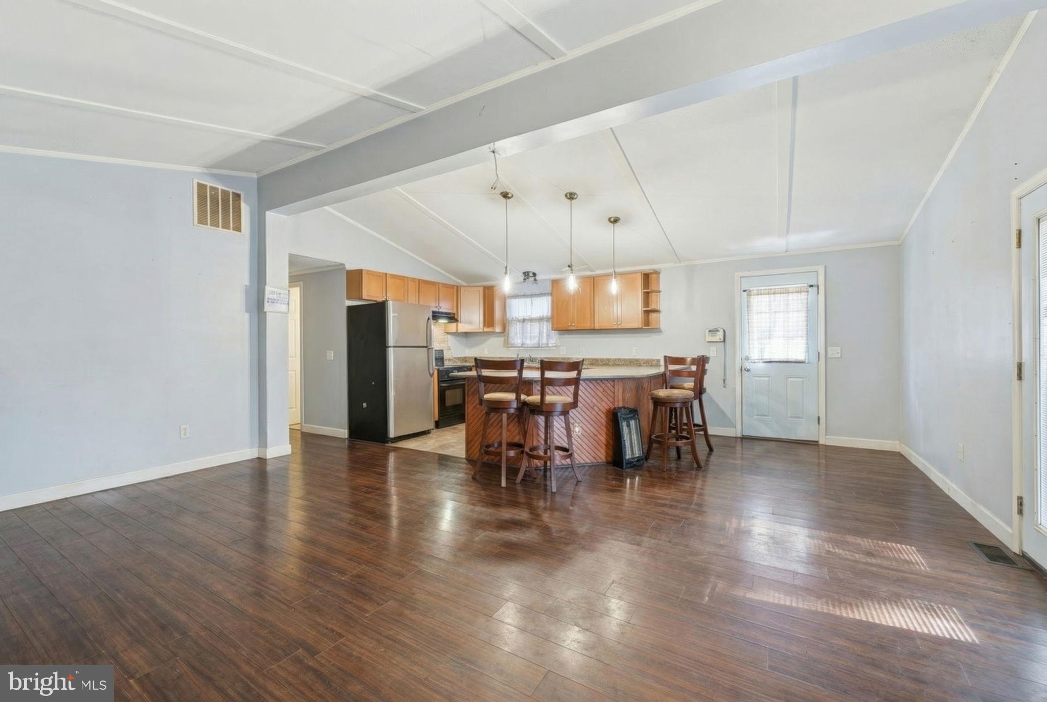 NONAVAILABLE - Residential