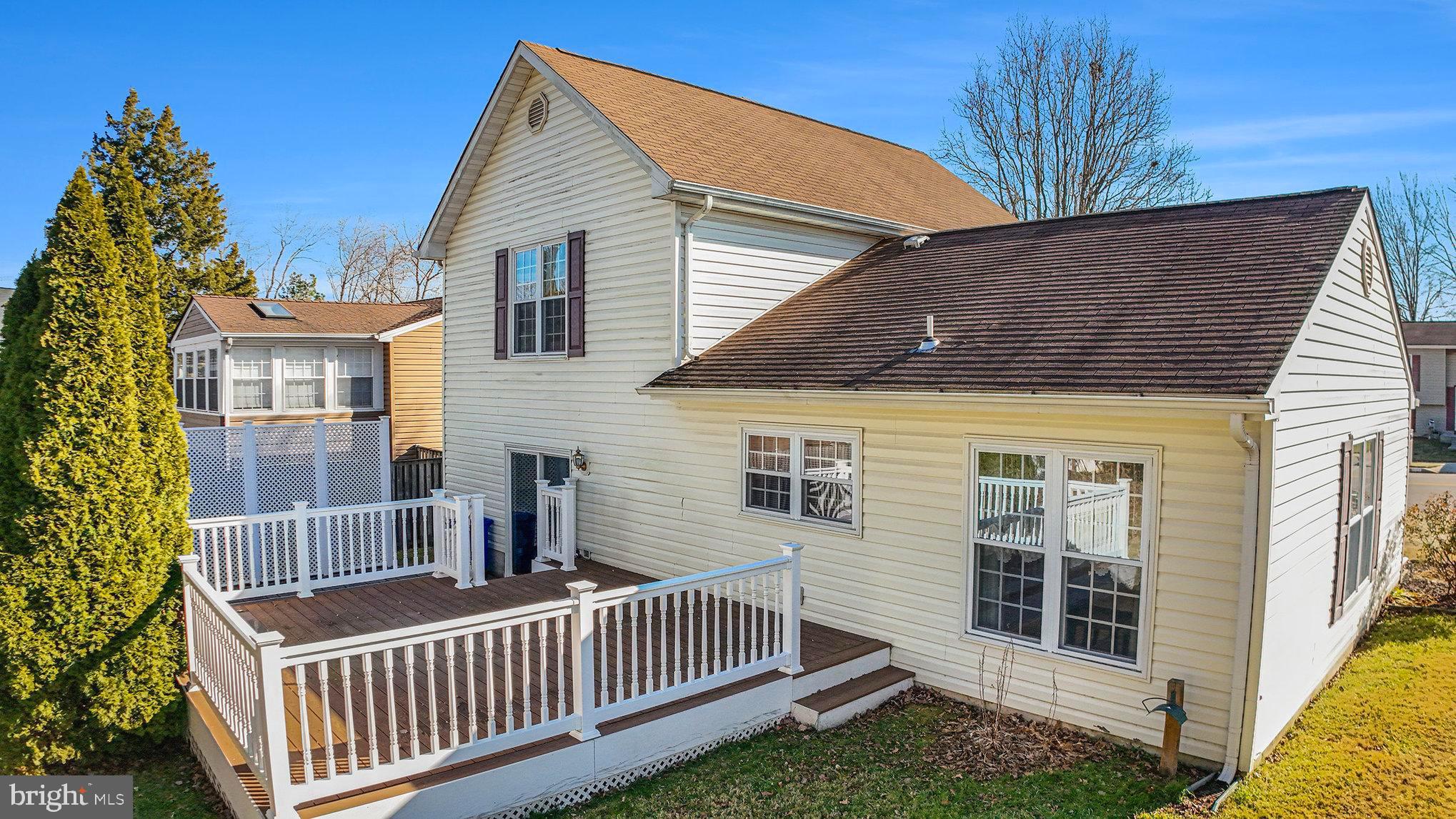 BAY COUNTRY - Residential