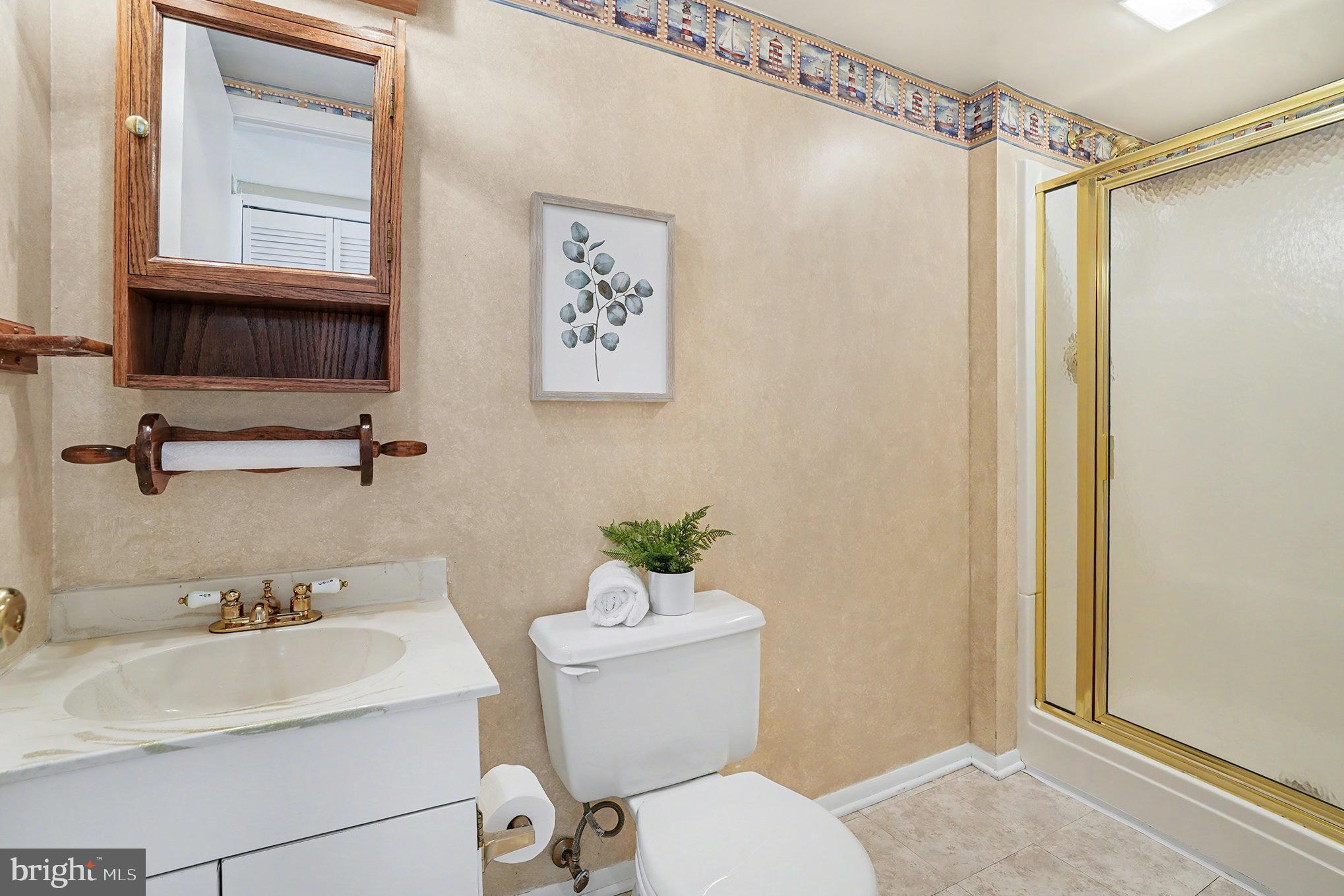 BAY COUNTRY - Residential