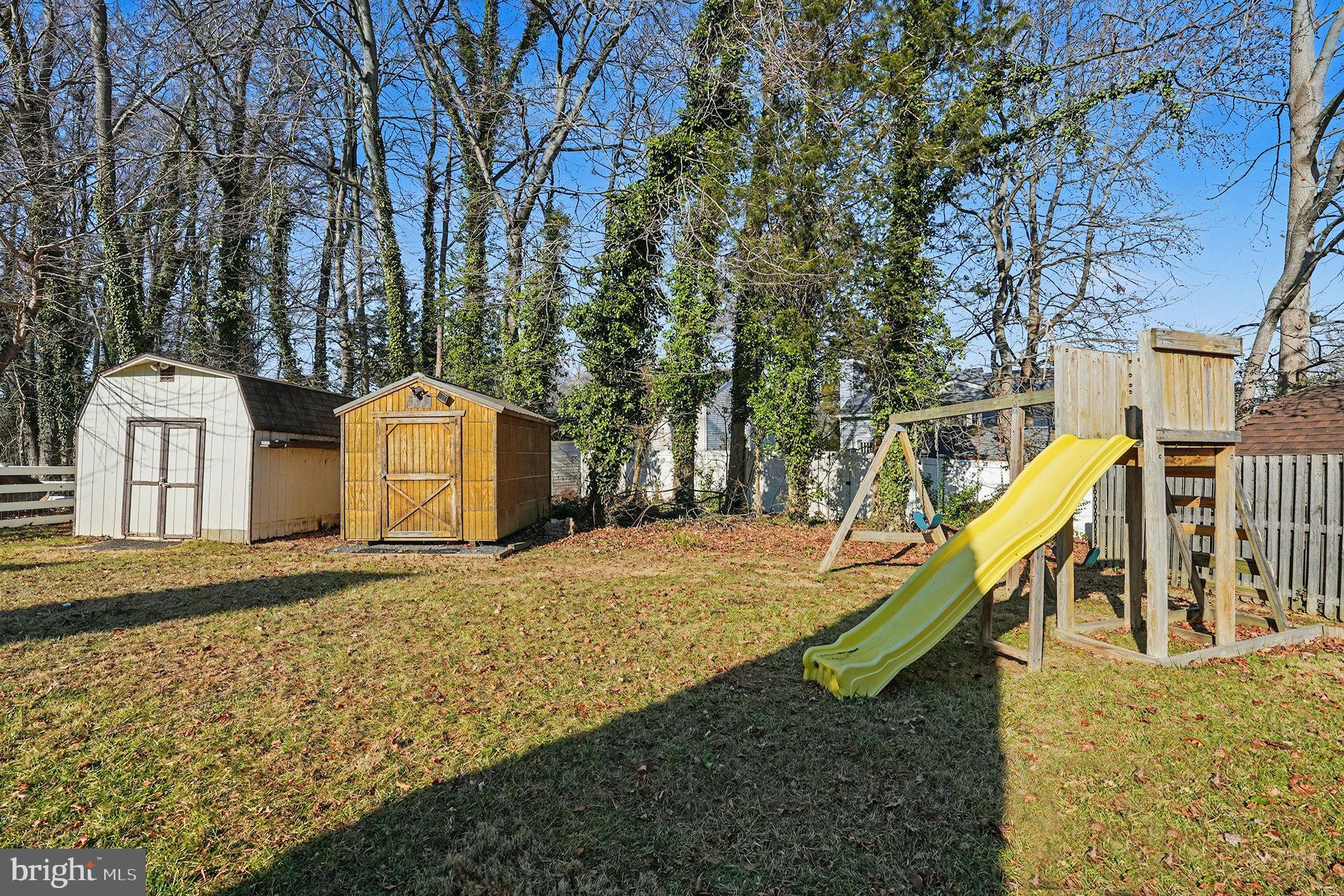 BAY COUNTRY - Residential