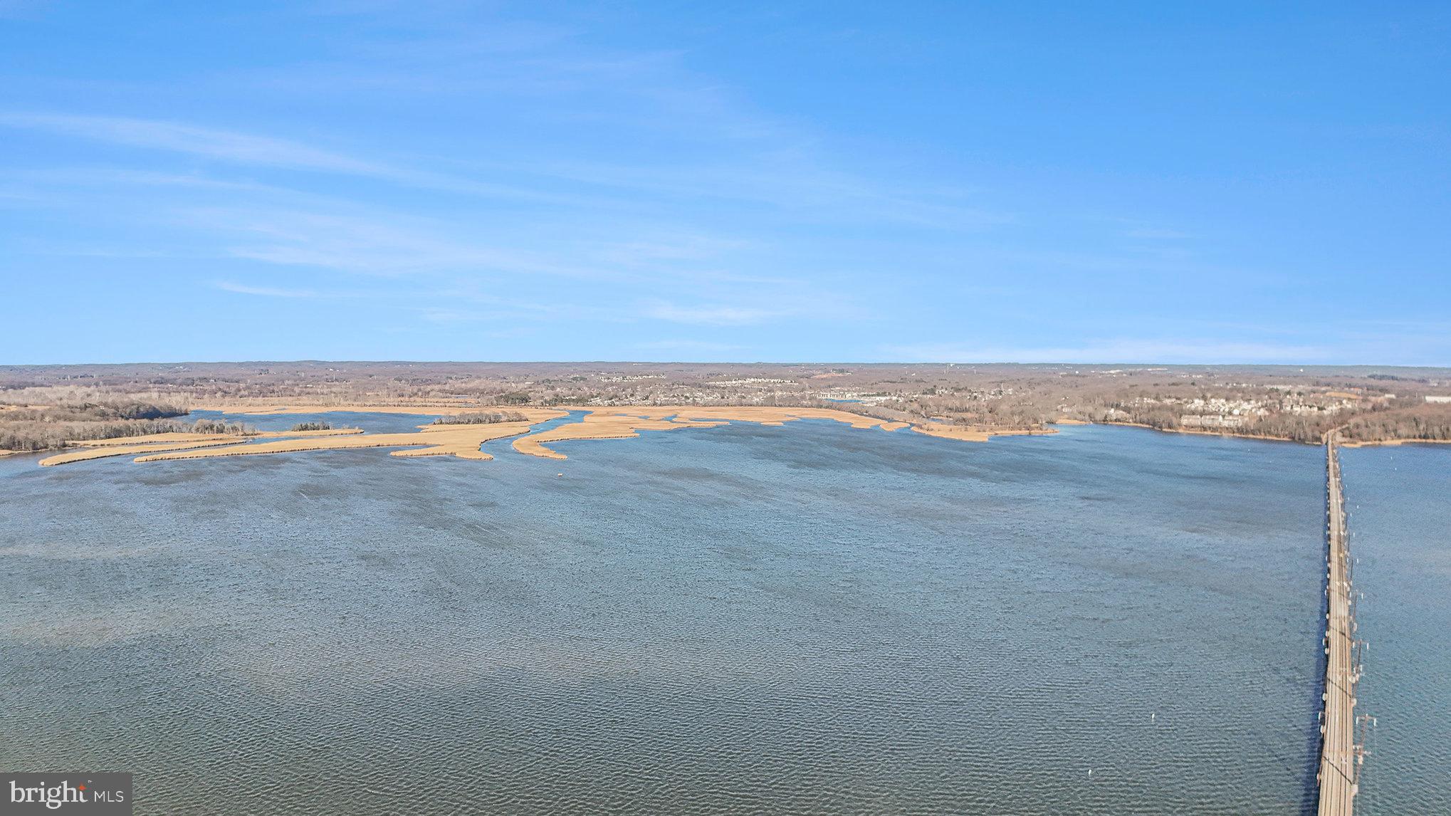 BAY COUNTRY - Residential