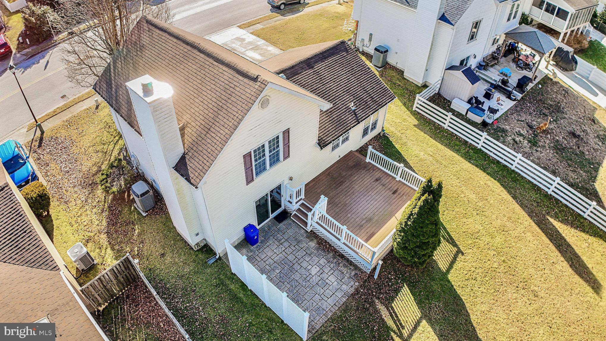 BAY COUNTRY - Residential