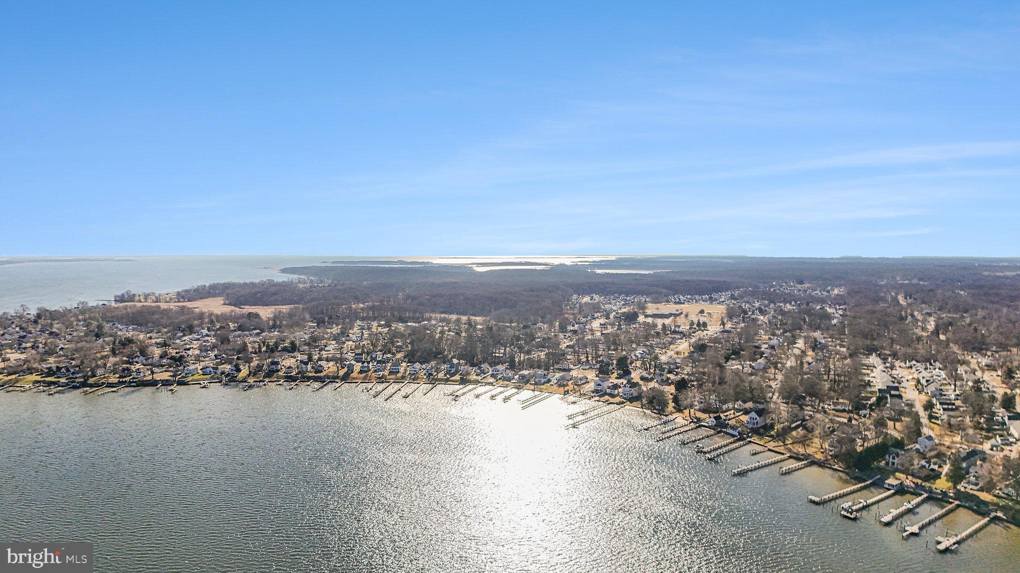 BAY COUNTRY - Residential